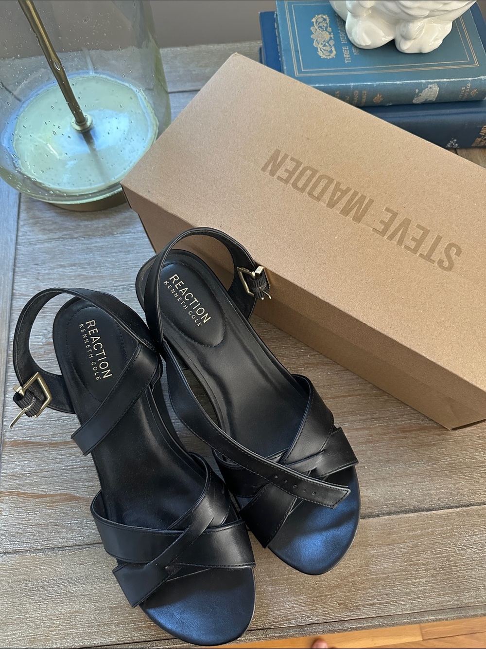Kenneth Cole Reaction Violette Black Leather Wedges, Sz 8.5
